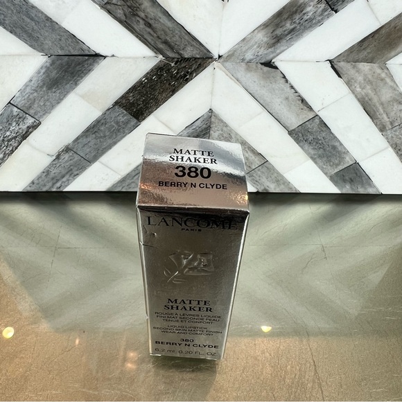 Lancôme matte shaker lipstick 380 BERRY N CLYDE - Picture 2 of 3